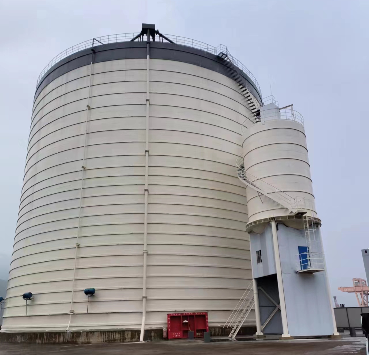 武鸣10万吨水泥钢板库